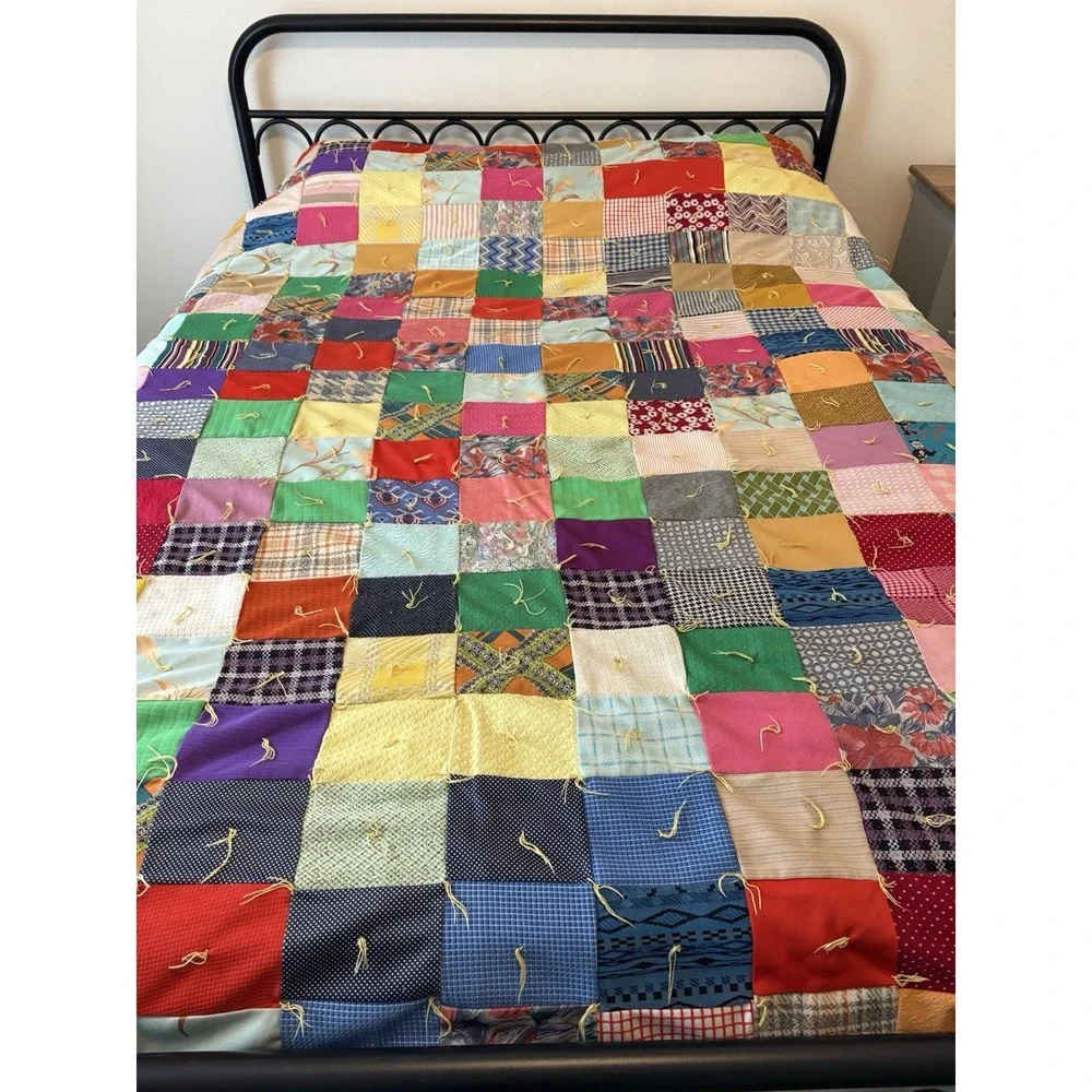 Vintage Polyester, Thread Tied Quilt, 77